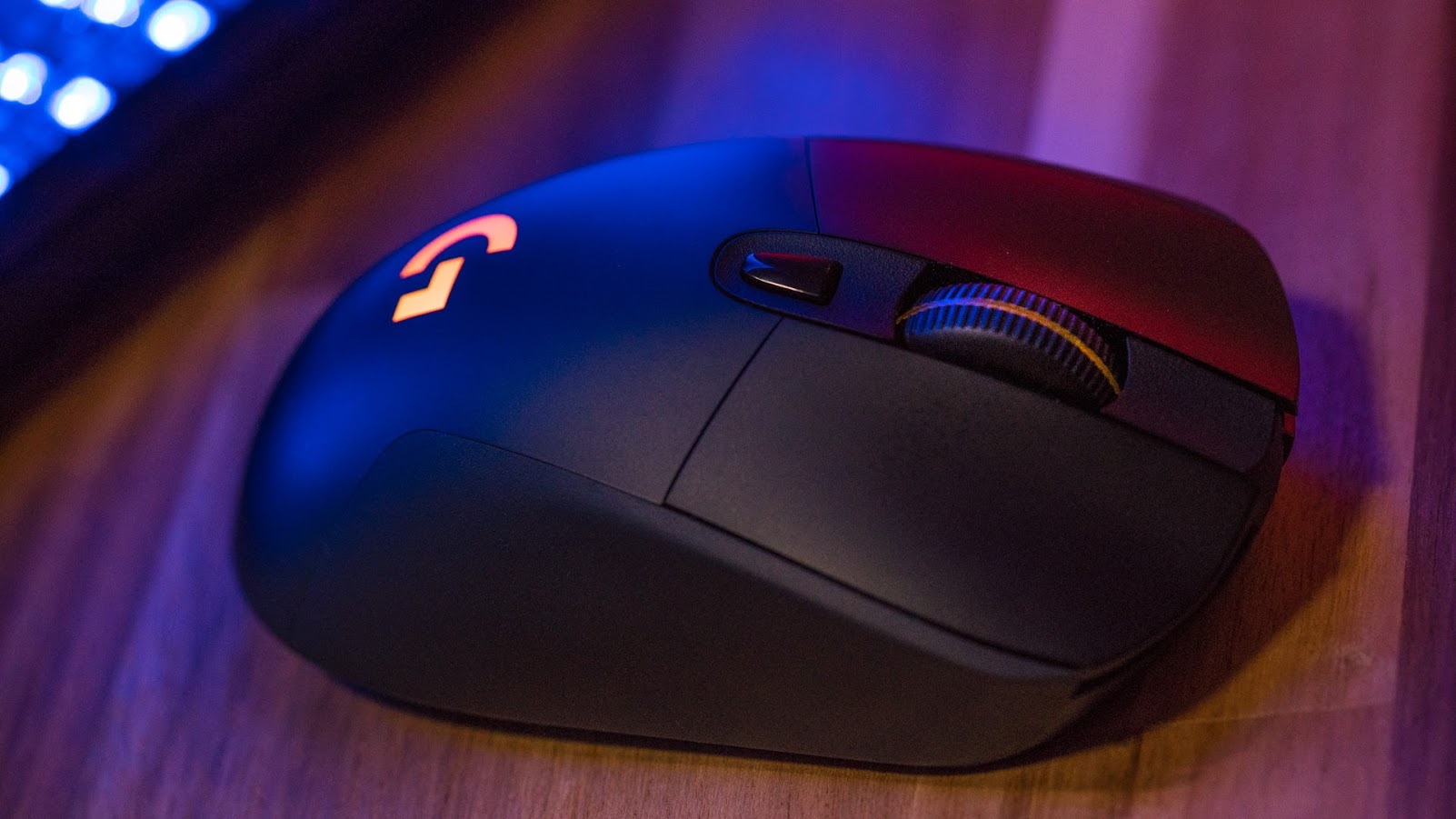 4 Hal Yang Diperhatikan Sebelum Membeli Mouse Gaming Wireless - Bisnismu